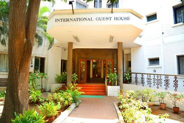 پانسیون Ywca International Guest House