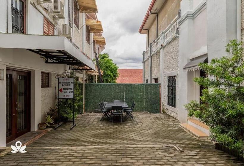 هاستل Metro Vigan Inn Near Plaza Salcedo Ilocos Sur