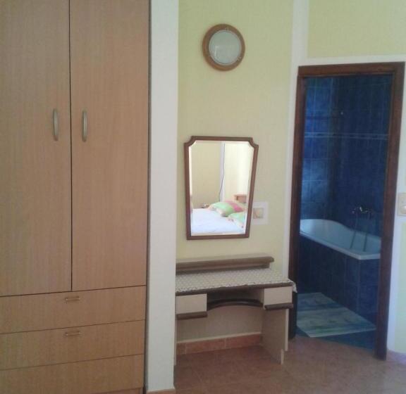 پانسیون Guesthouse Lautasevic