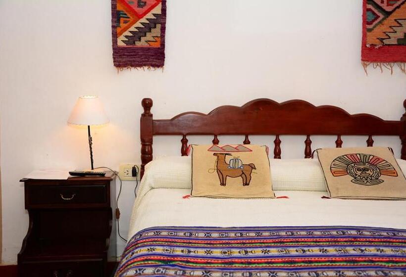 پانسیون Hostal Yatasto