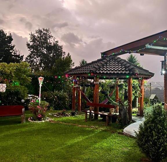 پانسیون Pousada Araucária Village