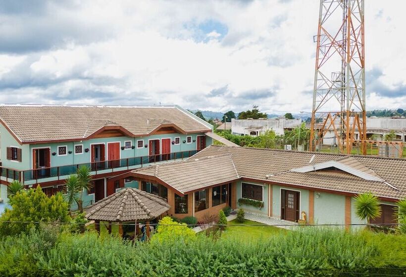 پانسیون Pousada Araucária Village