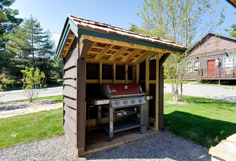Общежитие Cobble Mountain Lodge
