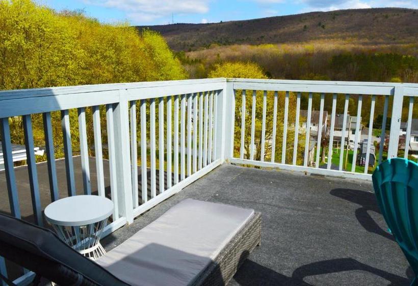 호스텔 Mountain View Suites
