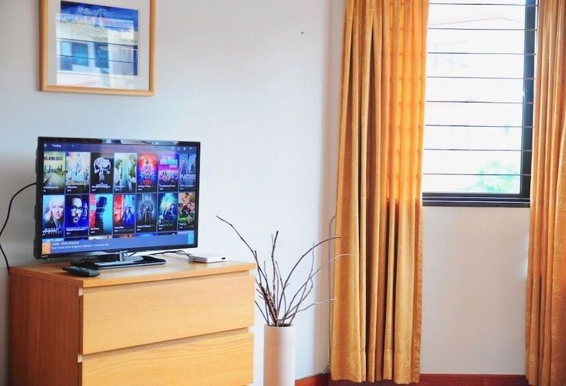پانسیون Grayhaus Guest House