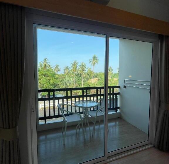 پانسیون Wangpruksa Resort