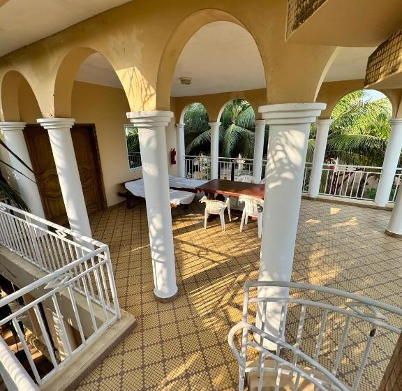 هاستل Ramaya Auberge Espagnole