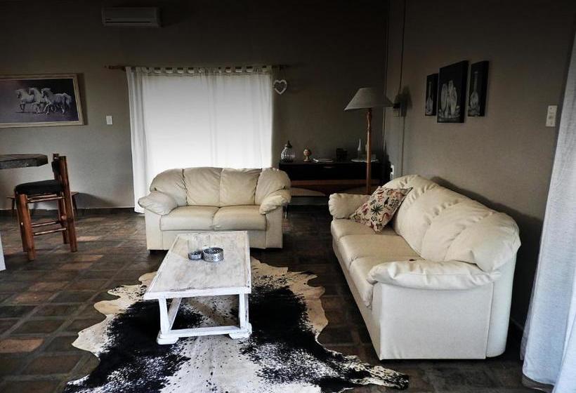 فندق Vastrap Guest Farm