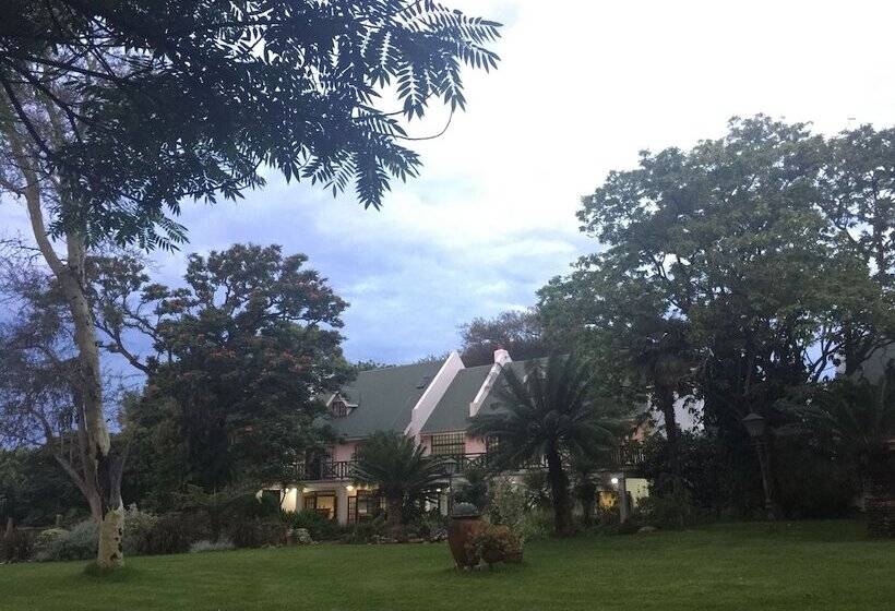 بنسيون Cuckoos Nest Guest House