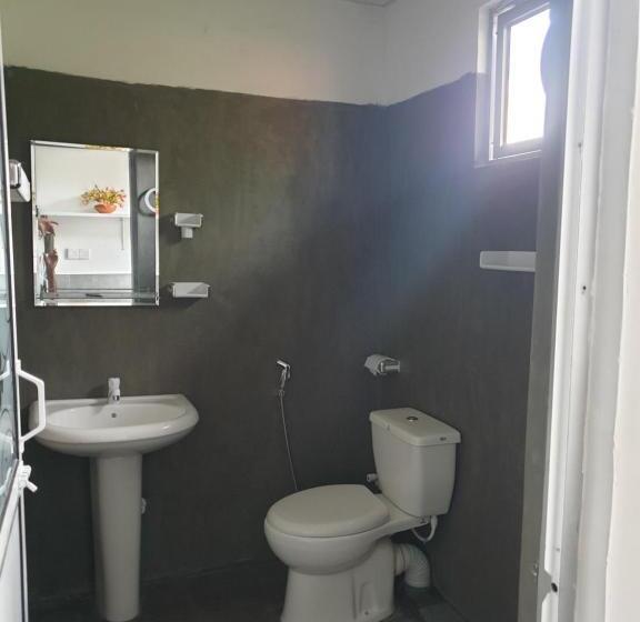 پانسیون Double G Motel
