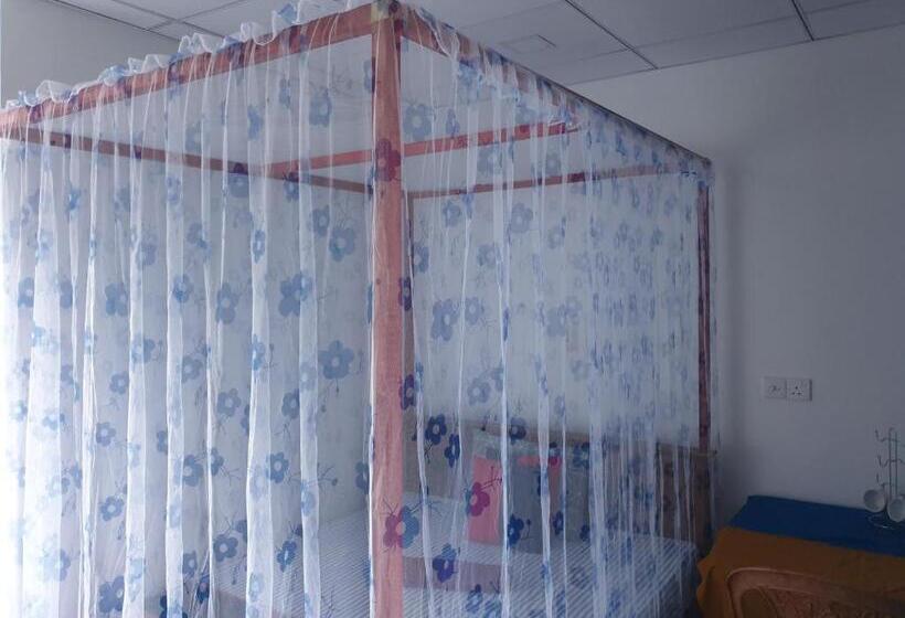 پانسیون Double G Motel