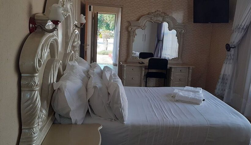 بنسيون Makhadzi S Cloud Lodge