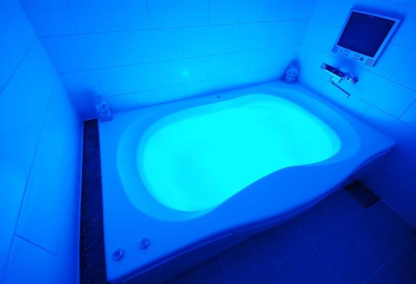 هتل Vanilla Resort Kawagoe   Adults Only