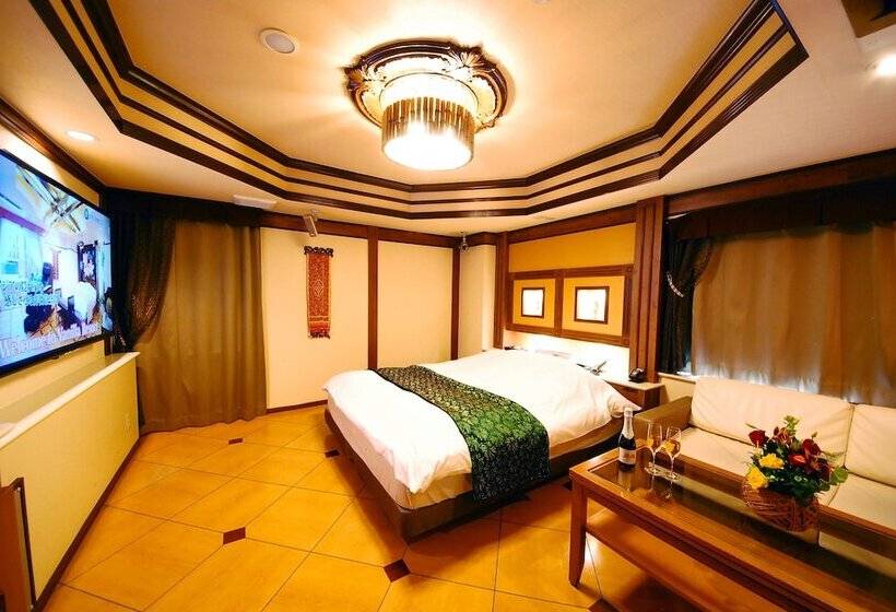 هتل Vanilla Resort Kawagoe   Adults Only