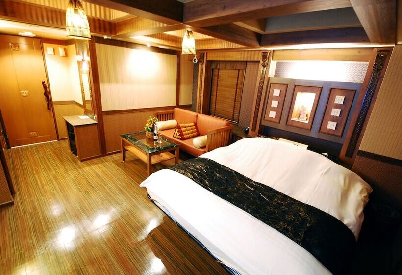 هتل Vanilla Resort Kawagoe   Adults Only