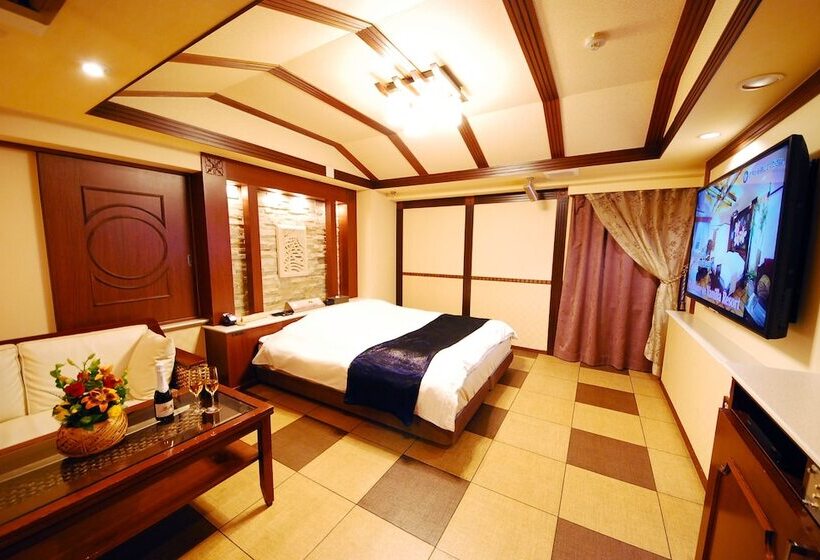 هتل Vanilla Resort Kawagoe   Adults Only