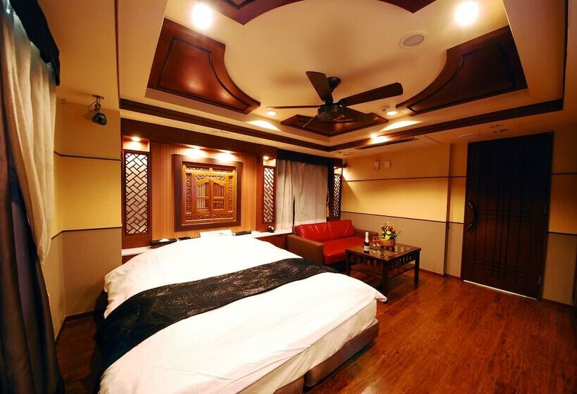 هتل Vanilla Resort Kawagoe   Adults Only