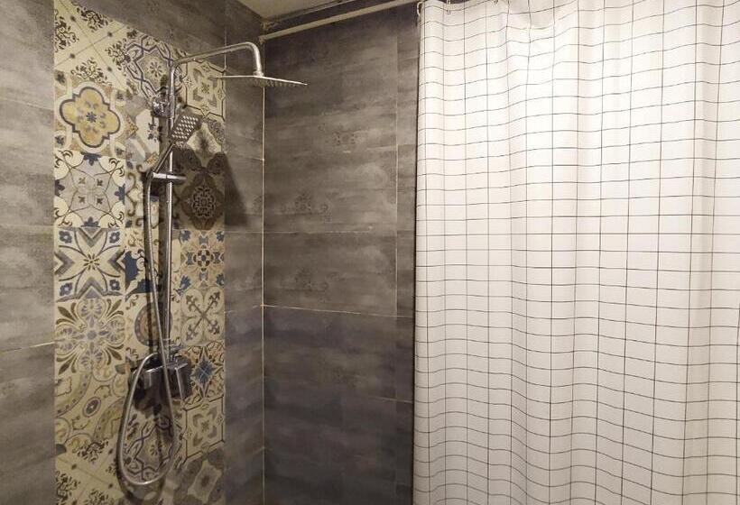 Pensjonat Dunhuang Jinshe Times Inn