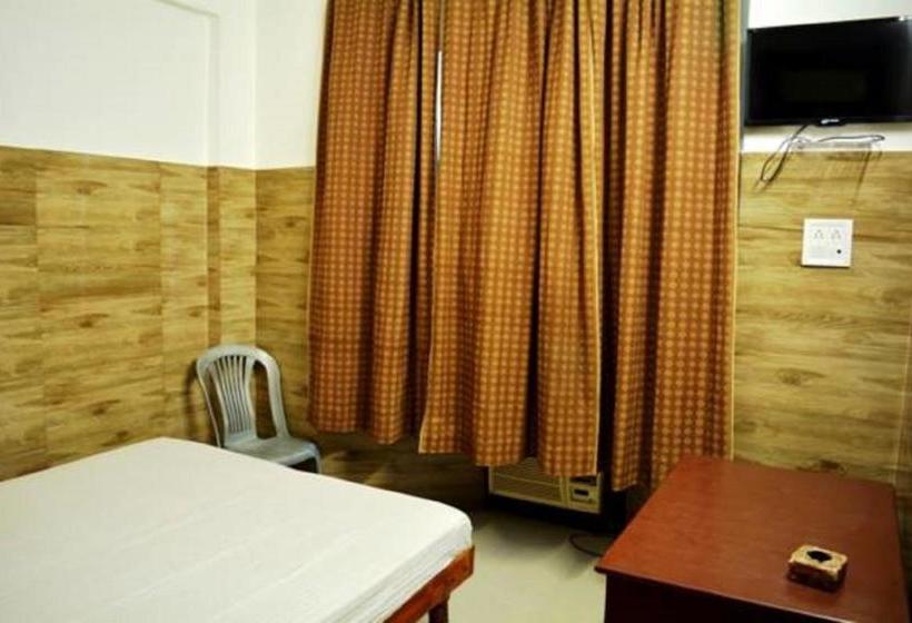 פנסיון Milap Mansion