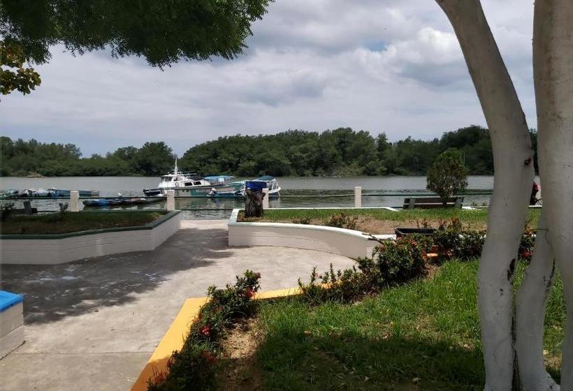 پانسیون Hostal Gualingo