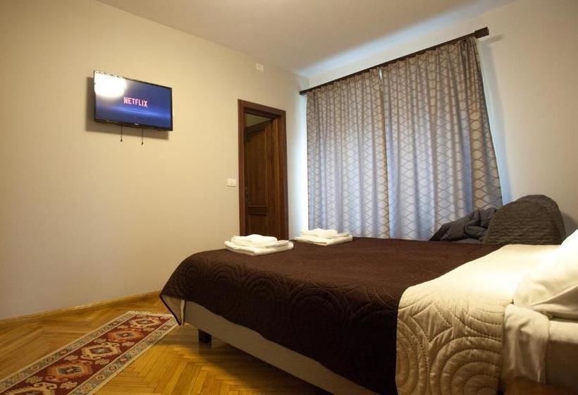پانسیون Matia Resort