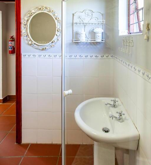 بنسيون Summerhill Guest Farm