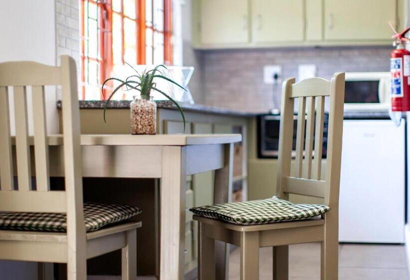 بنسيون Summerhill Guest Farm