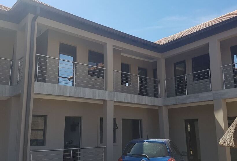 پانسیون Sunflower Guesthouse & Spa