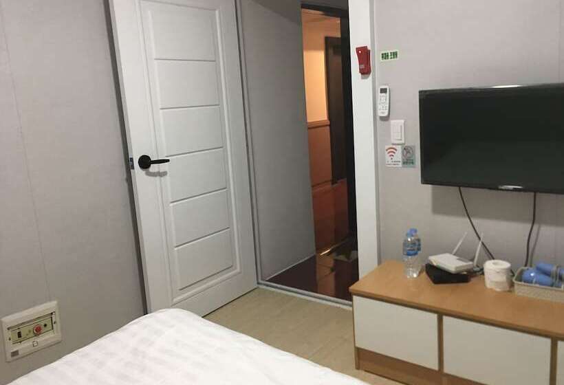 Foreigners Only Guest House Gyeong S Hostel