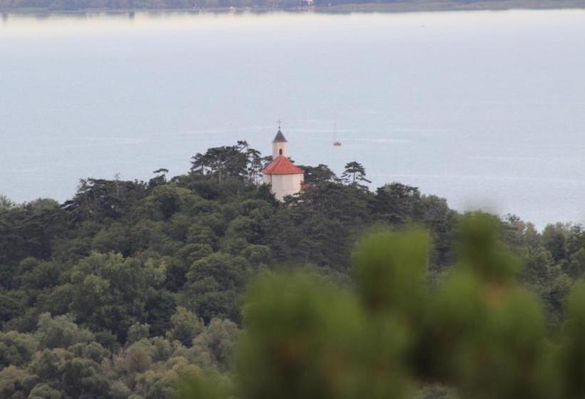 Пансион Balaton White House