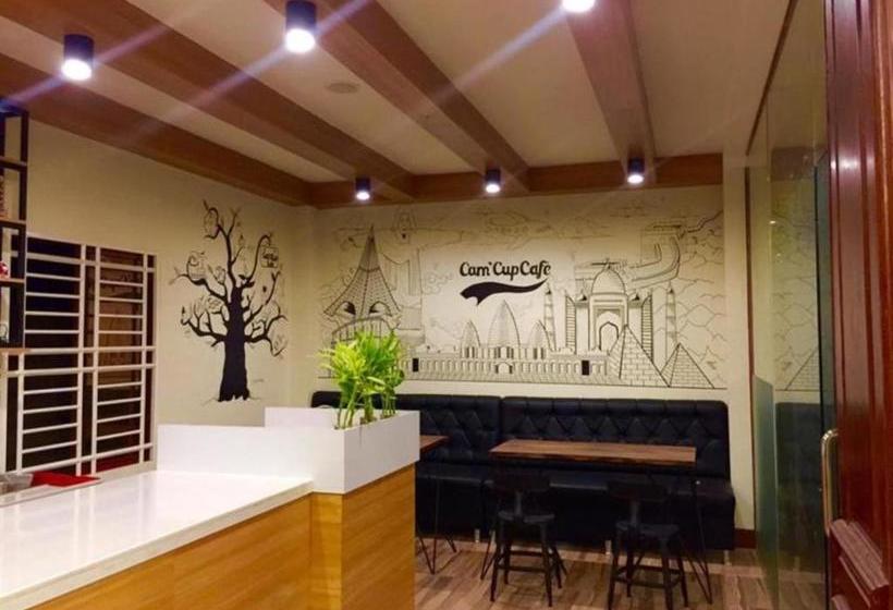 פנסיון Prasat Rath Guest House