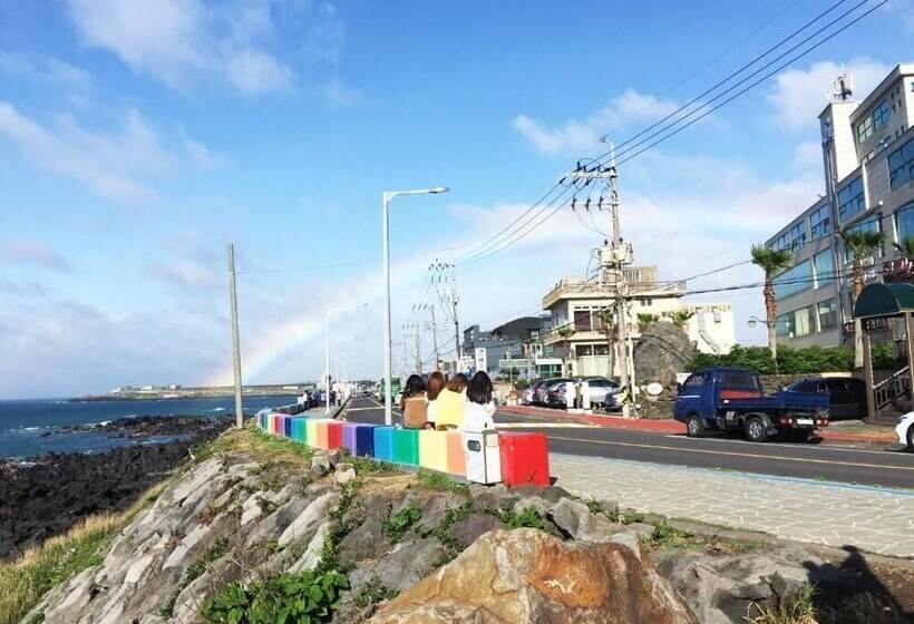 پانسیون Jeju Airport Hostel Yesjun