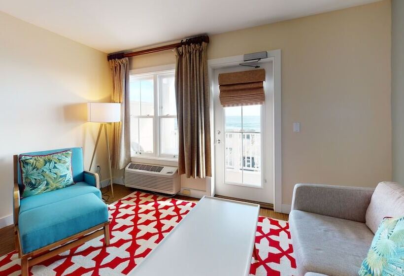 The Hotel Maria