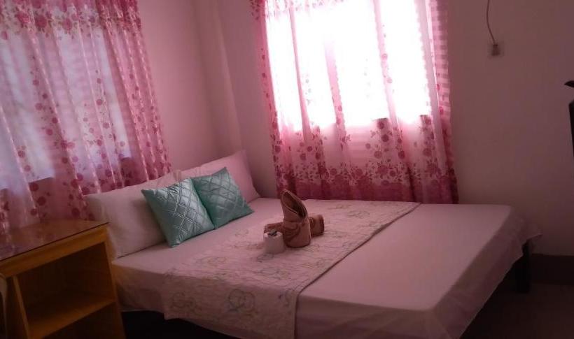 Общежитие Diamond Lodging House