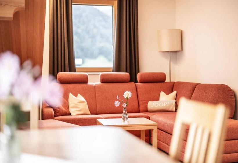 Отель Schrannenhof