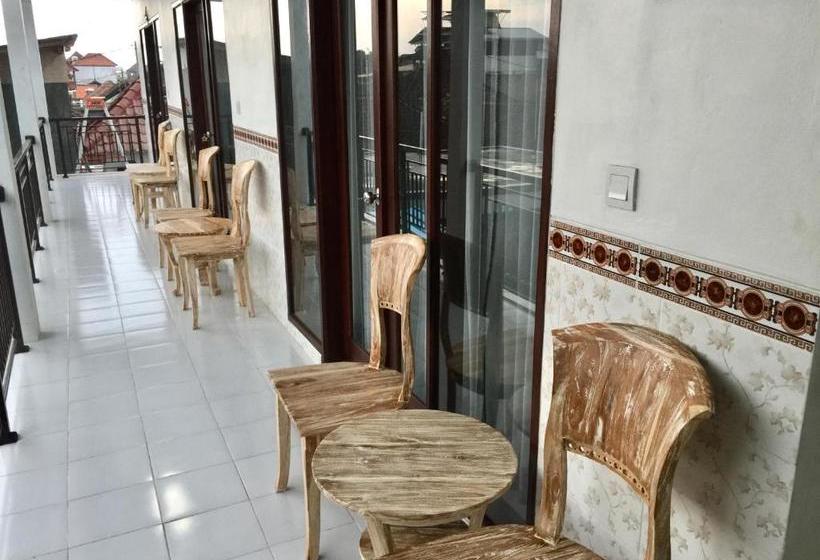 پانسیون Taman Ratih Guest House