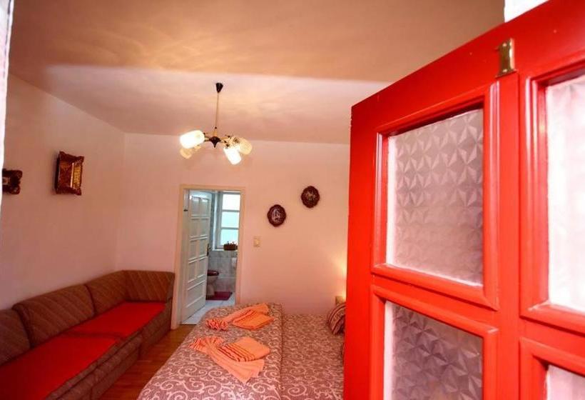 پانسیون 3 Platana