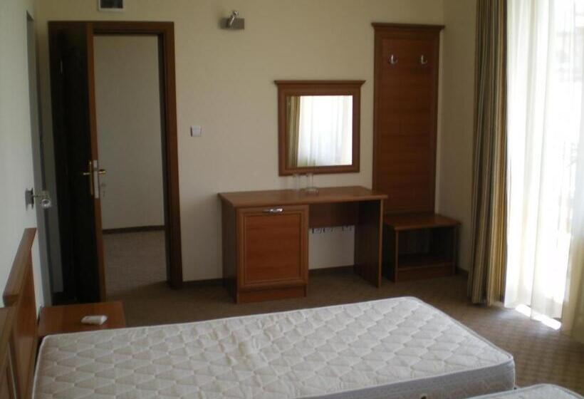 Пансион Guest House Markovi Aheloy