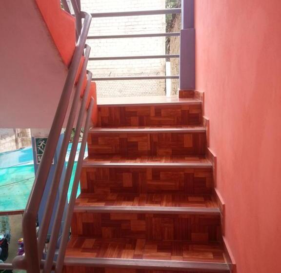 پانسیون Hostal Arcangel