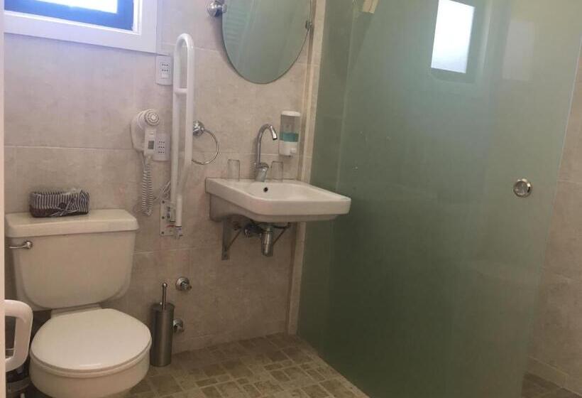 ユースホステル Hostal Loreto Belen