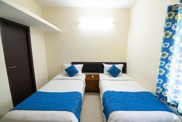 هتل High Point Serviced Apartment