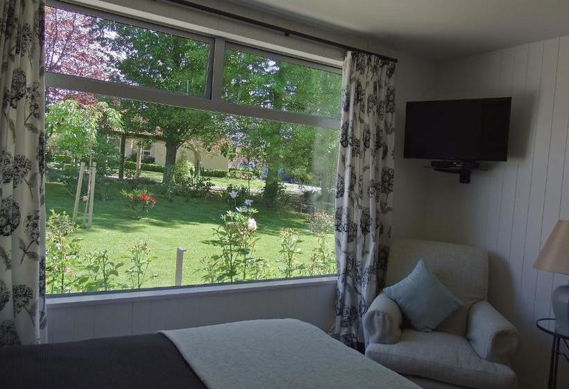Mulberry House B&b