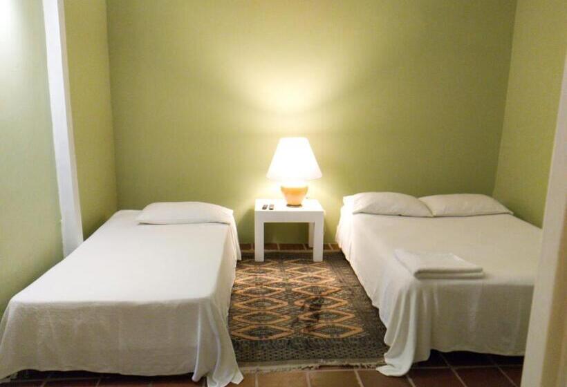 پانسیون Casamarilla