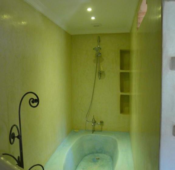 بنسيون Elmalara