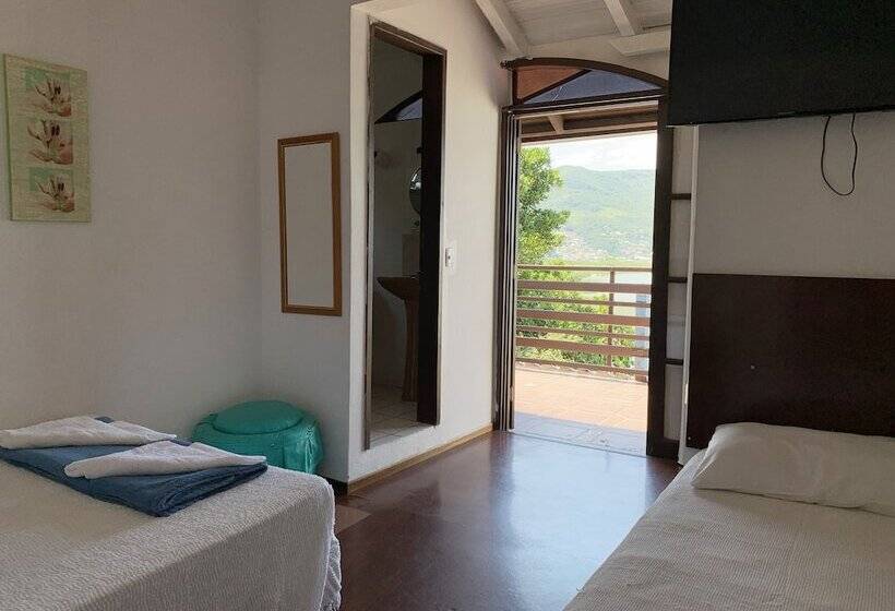 پانسیون Pousada Edelweiss