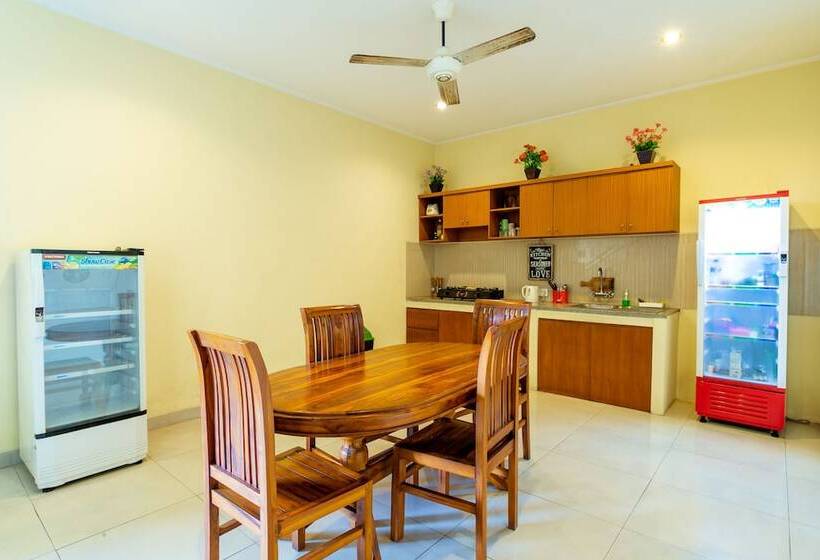 پانسیون Sakura Guesthouse