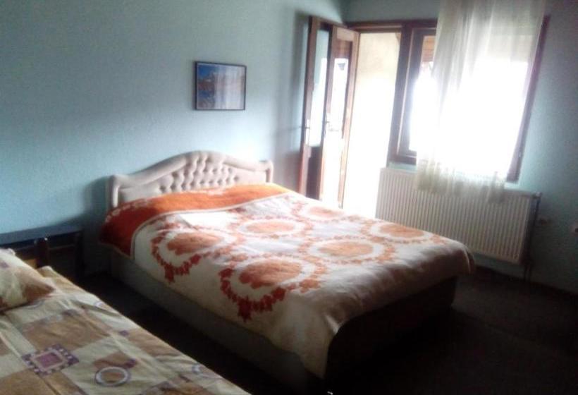 پانسیون Guesthouse Andrea A