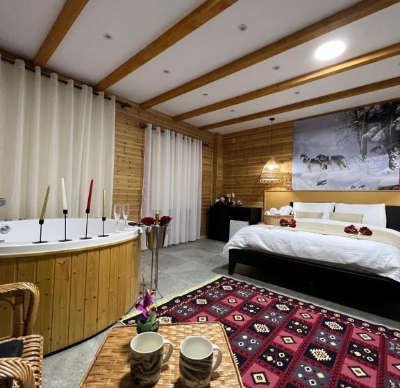 پانسیون Guesthouse Villa Gurra