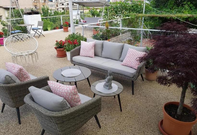 پانسیون Ilir Guest House 1