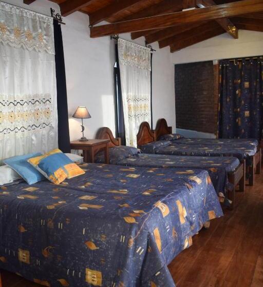 호스텔 Estancia Santa Leocadia